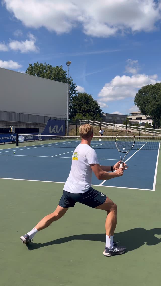 Instagram post by @muldermichel for Nature Valley. Caption reads: It was really nice to work on our forehands &....