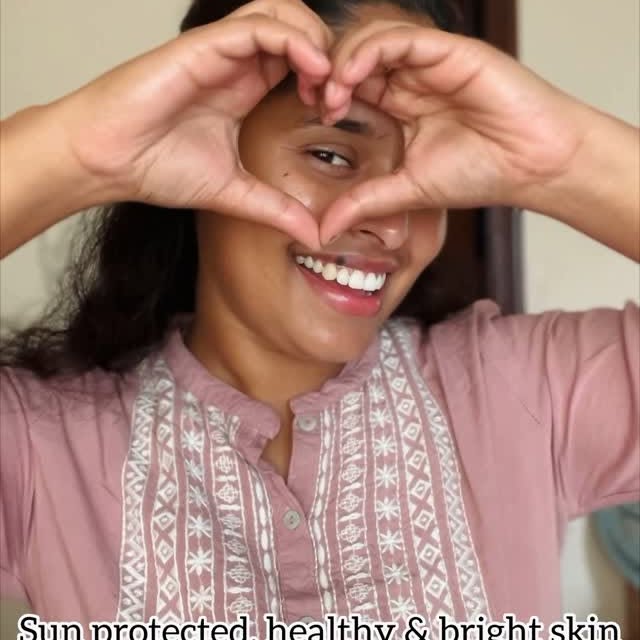 Instagram post by @ganavi__hemanth for Dr Sheths. Caption reads: “No sunburns, just glow ✨ #SunscreenEveryday”.