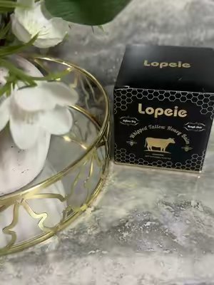 TikTok post by @sonyamichelleschexnaydre for Lopeie. Caption reads: [...] simple. ✨ A little goes a long way! 🤎....