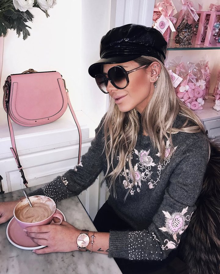 Instagram post by @zorannah for PAUL HEWITT. Caption reads: [...] watch 🎀💖 #ad #getanchored #paulhewitt.