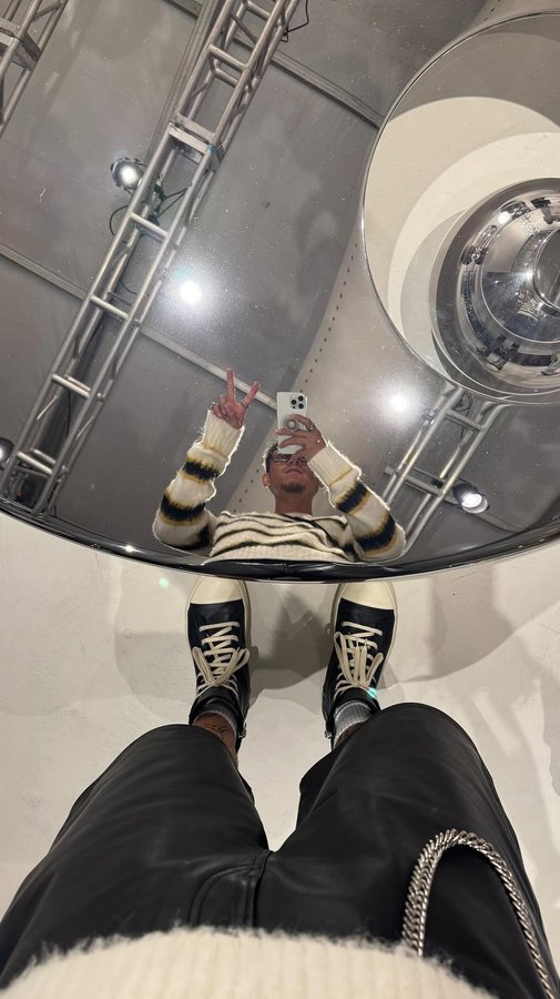 Instagram post by @mousetrvp for OtterBox. Caption reads: #AD | ASMR courtesy of @otterbox & their new....