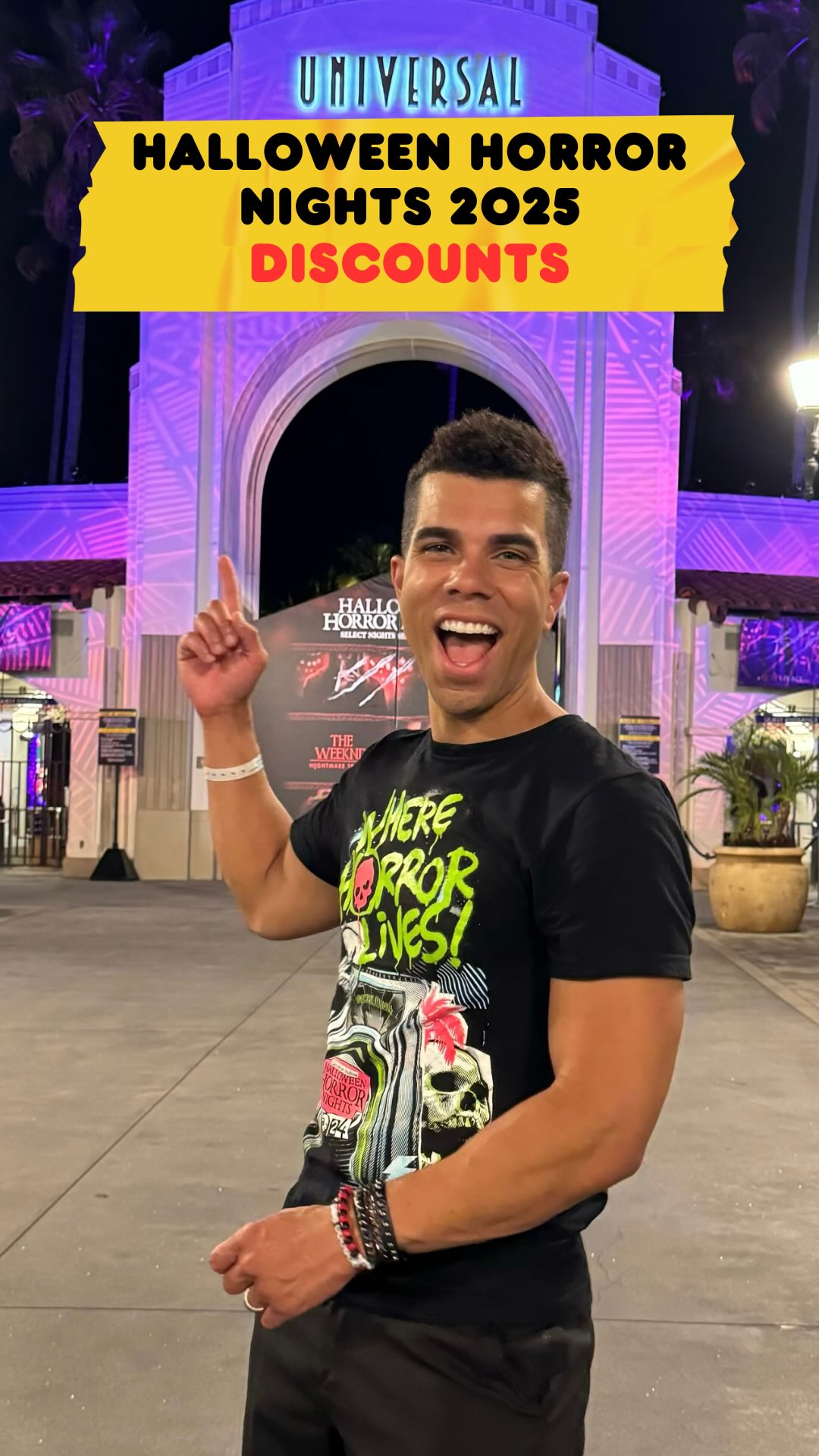 Instagram post by @davidvaughn for Undercover Tourist. Caption reads: Universal Studios Halloween Horror Nights returns....