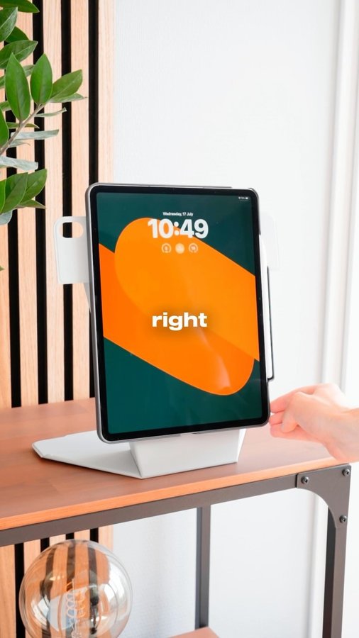 Instagram post by @bramdmedia for Uniq Better By Design. Caption reads: 3 things I love about this iPad case!😱👇
.
1. It....