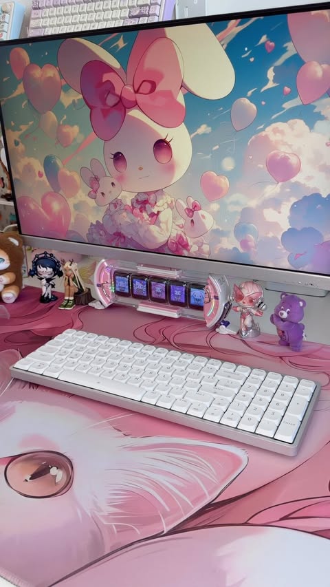 Instagram post by @elune.collects for Epomaker. Caption reads: This is the @epomakerkeyboard Luma100 💜 The best....