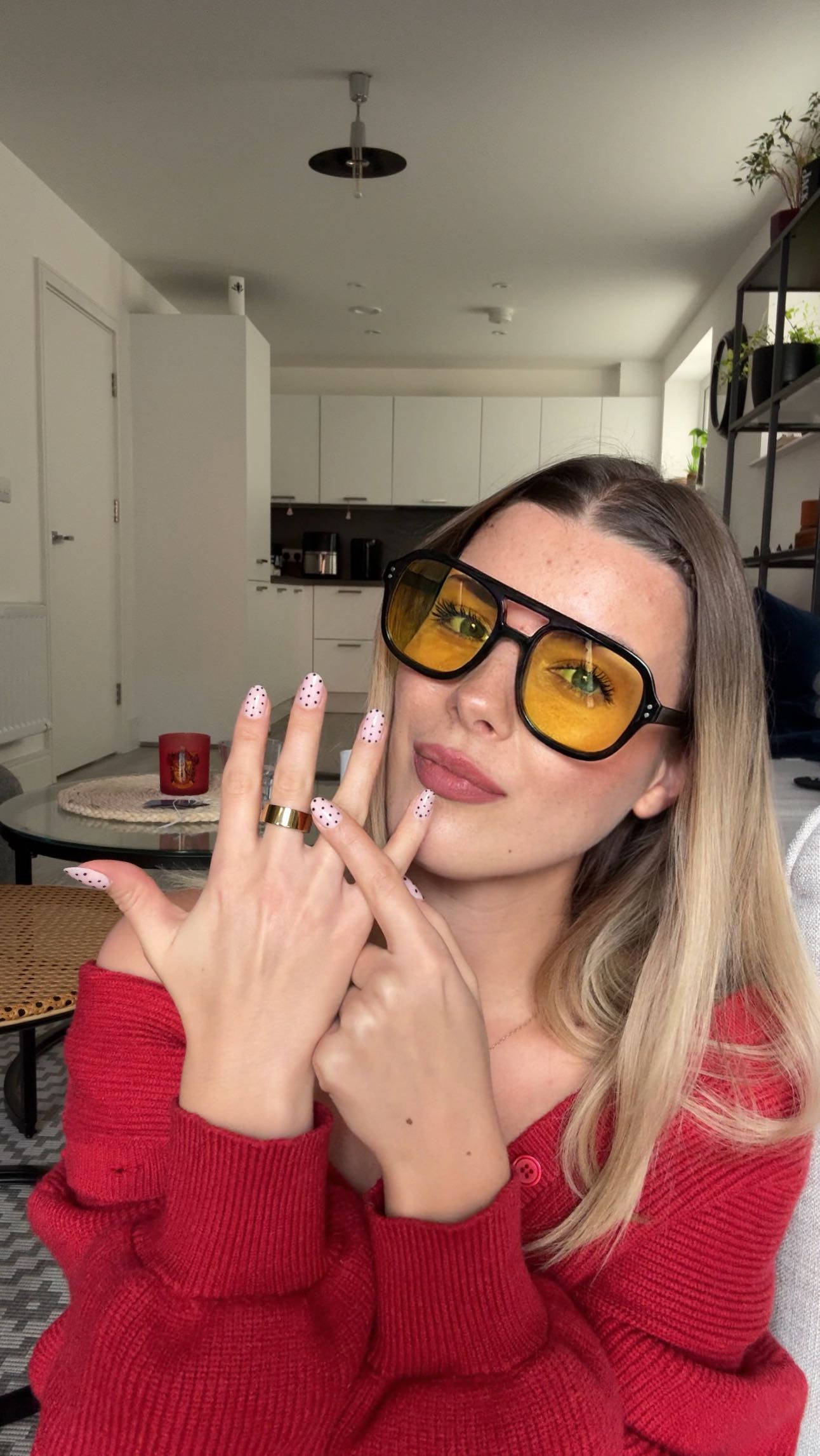 Instagram post by @velenalifestyle for Ultrahuman. Caption reads: I’ve been wearing the Ultrahuman Ring for 2 weeks....