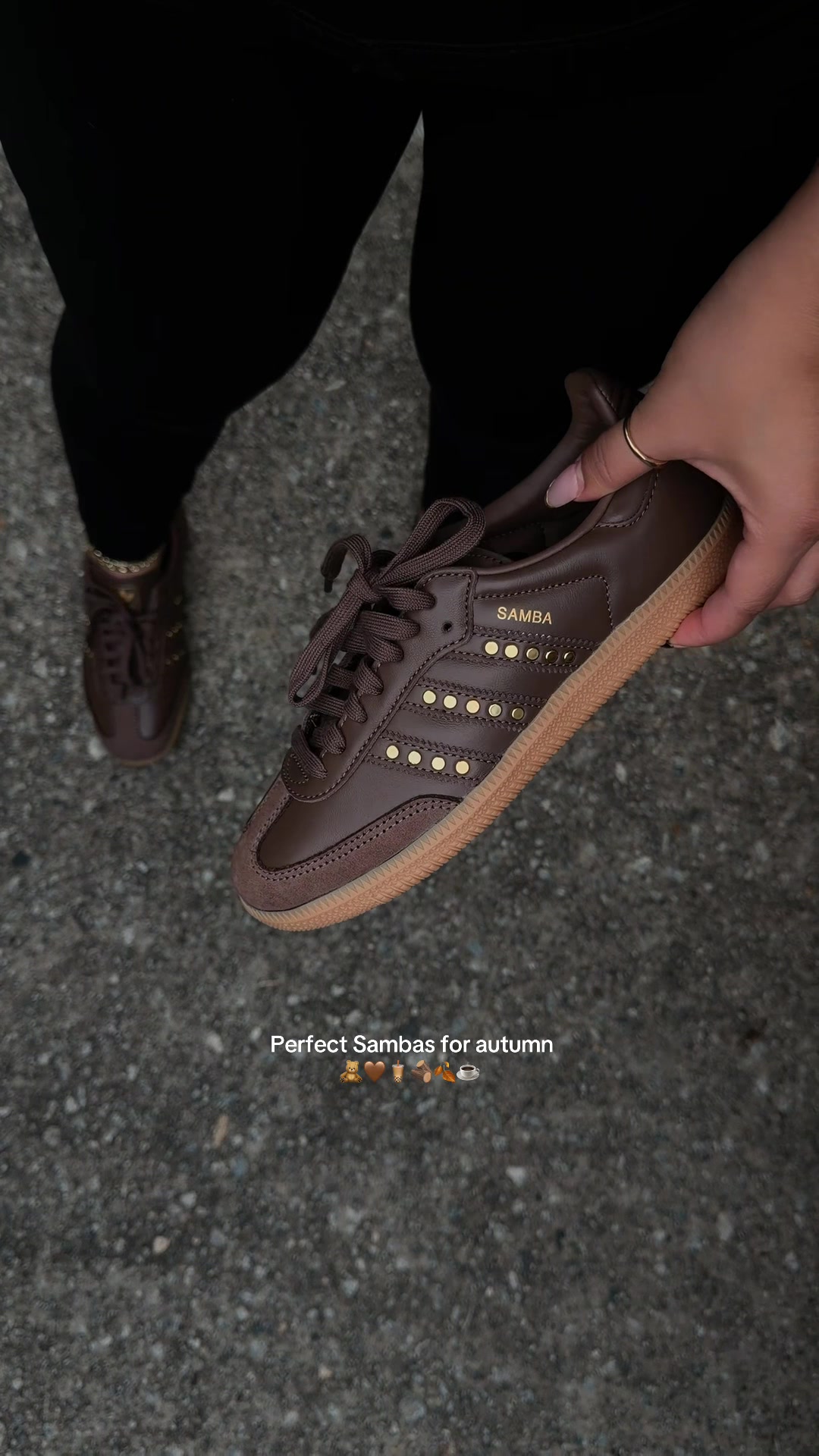 TikTok post by @ivonne.rojas25 for Fly Kicks. Caption reads: 🧋🍂🤎@Fly Kicks #sambas #adidassamba....
