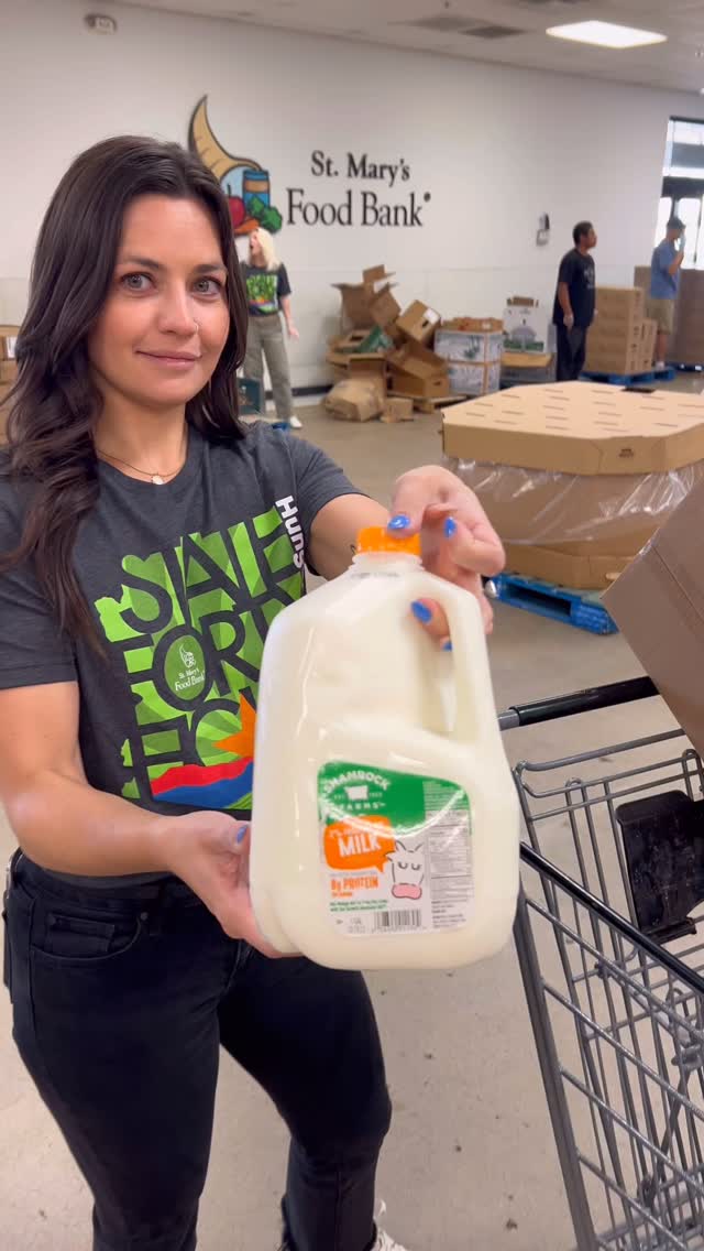 Instagram post by @tastesofaz for Shamrock Farms. Caption reads: SHAMROCK FARMS GIVES BACK🥛❤️

[AD] I partnered....