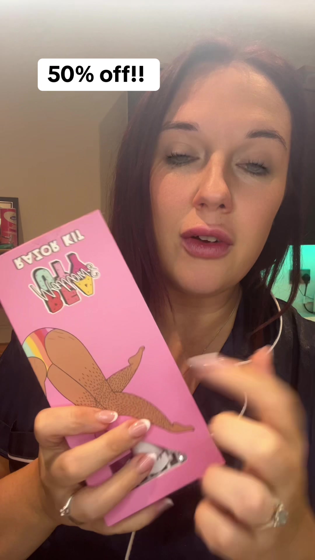TikTok post by @kellyannwass123 for Mallows Beauty. Caption reads: [...] #foru #fyp #womenoftiktok #razor....