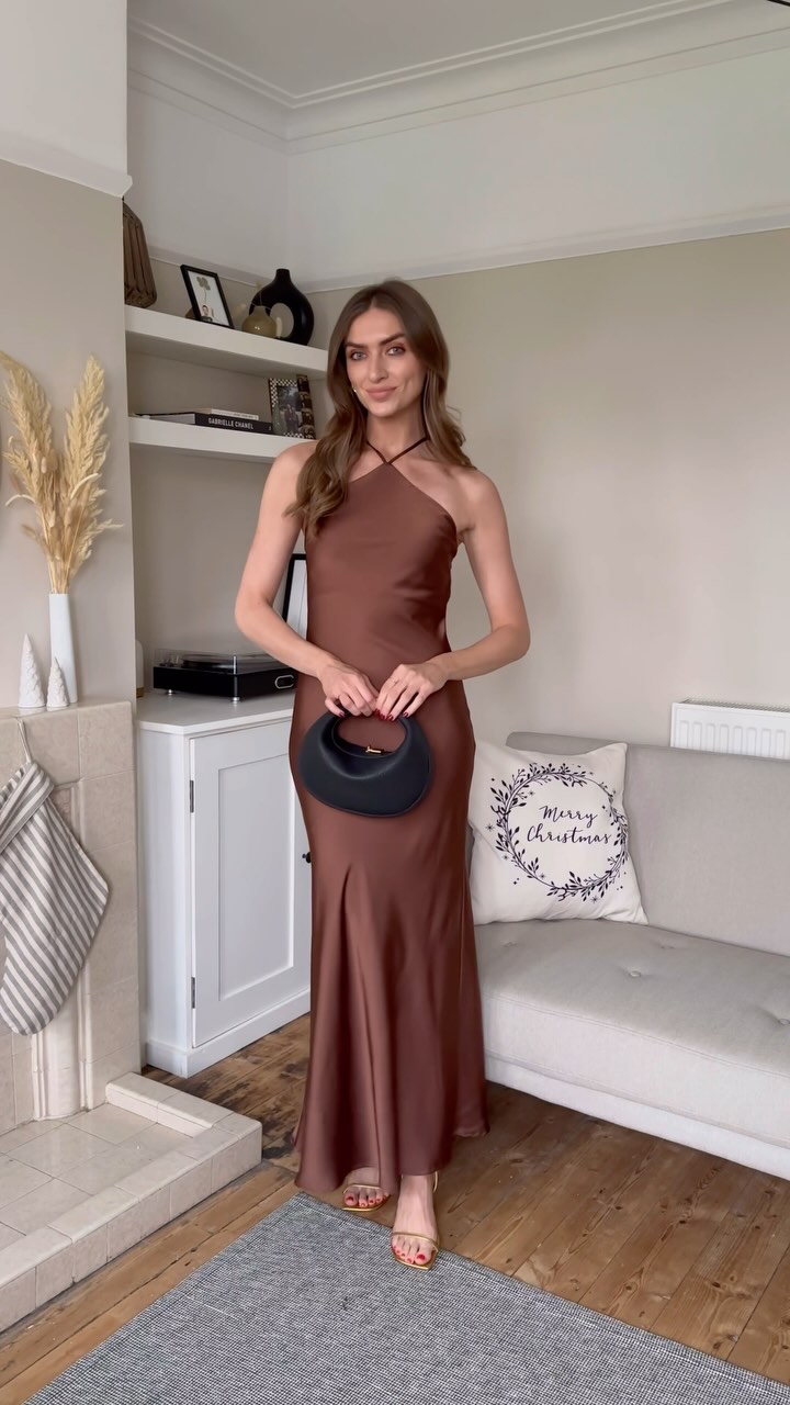 Instagram post by @emilyjbull for Nasty Gal. Caption reads: [...] four evening looks, all are from....