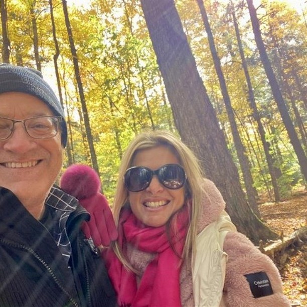 Instagram post by @therealkevinfrankish for FreeStyle Libre. Caption reads: [...] With the help of the FreeStyle Libre 2*, I....