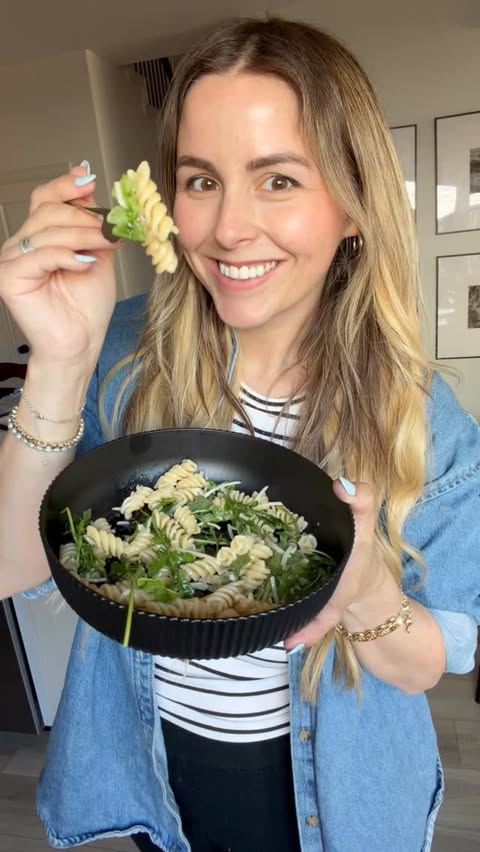 Instagram post by @sierralmiller for Banza. Caption reads: High Protein Lemon Pasta Salad 🍋 #banzapartner I....