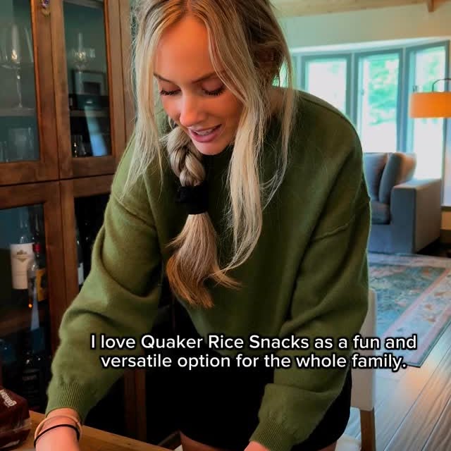Instagram post by @theclaire_necessities for Quaker Oats. Caption reads: #ad Say it with me, cute 🗣️snacks 🗣️get eaten.....