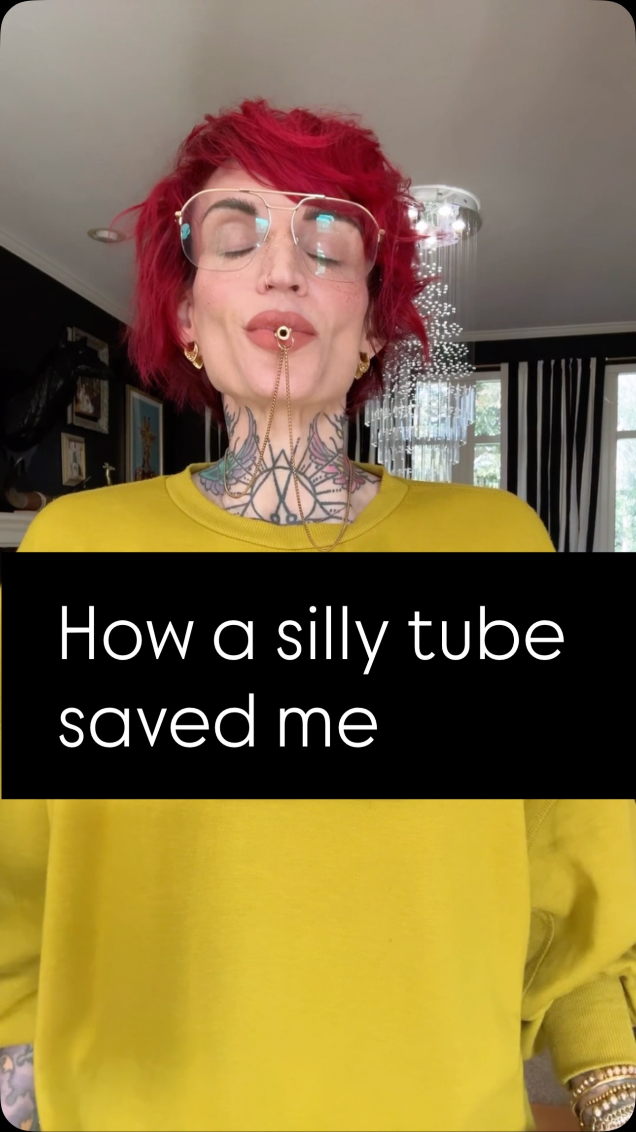 Instagram post by @theplatinumgiraffe for Komuso Design. Caption reads: [...] btches need help. 

When I first saw....