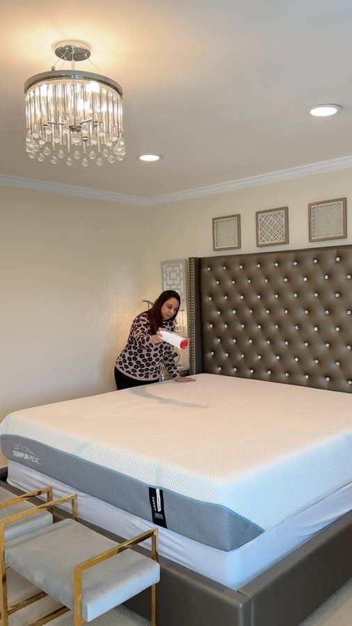 Instagram post by @apieceofmyglamhome for Hoover Vacuums. Caption reads: Clean My Bedroom With Me!

Our bedrooms are a....