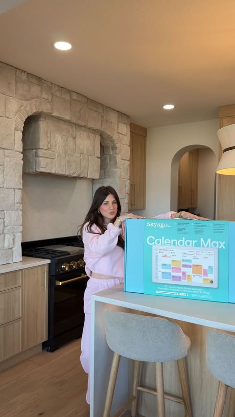 Instagram post by @kalilacraig for Skylight Frame. Caption reads: We finally found a system that actually works for....