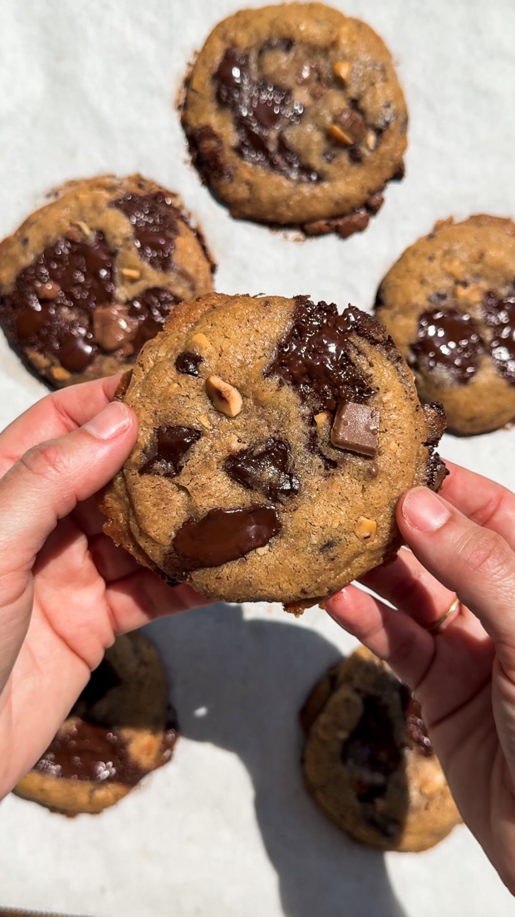 Instagram post by @paulasapron for Kitchenaid. Caption reads: COOKIES!! CHOCOLATE, AVELLANA & RELLENO

El nuevo....