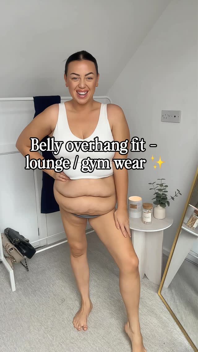 Instagram post by @jesslourx_ for Boohoo. Caption reads: Belly overhang fit with @boohoo 🩵
Perfect for the....