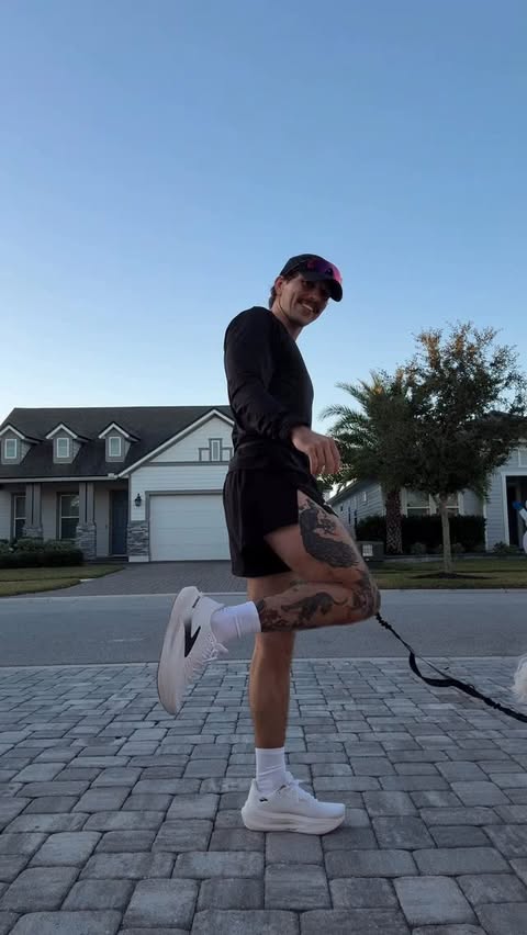 Instagram post by @ryanhartsig for Brooks Running. Caption reads: [...] to my runners knee....