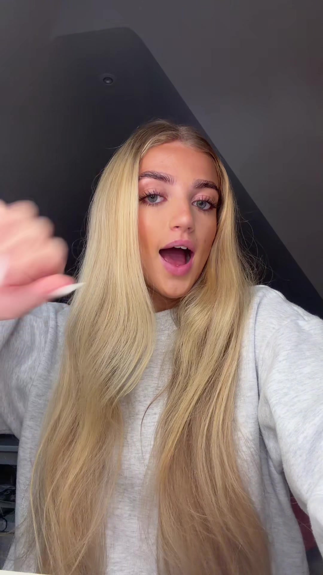 TikTok post by @princessandre22 for Dr.pawpaw. Caption reads: [...] magic with this @Wicked: For Good x....