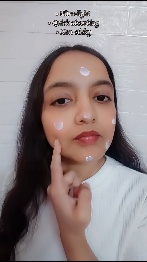 Instagram post by @styleaura123 for Smytten. Caption reads: [...] 💖 @glowandlovely.india @getsmytten #Ad....