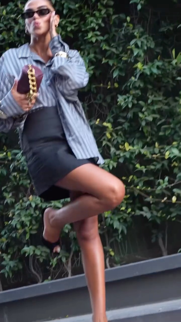 Instagram post by @selennergiz for Beauty Omelette. Caption reads: Outfit of the day🤎 #fyp #ootd #reklam.