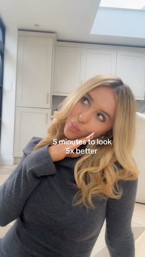 Instagram post by @emshelx for BaByliss. Caption reads: Ad I love a salon blow dry, but getting bouncy....