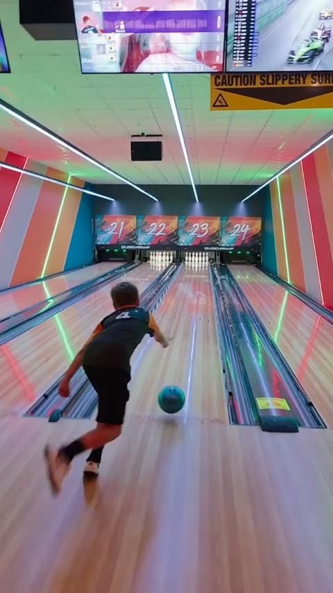 Instagram post by @life_with_the_whites_ for Tenpin. Caption reads: [...] for a day out that keeps everyone busy,....