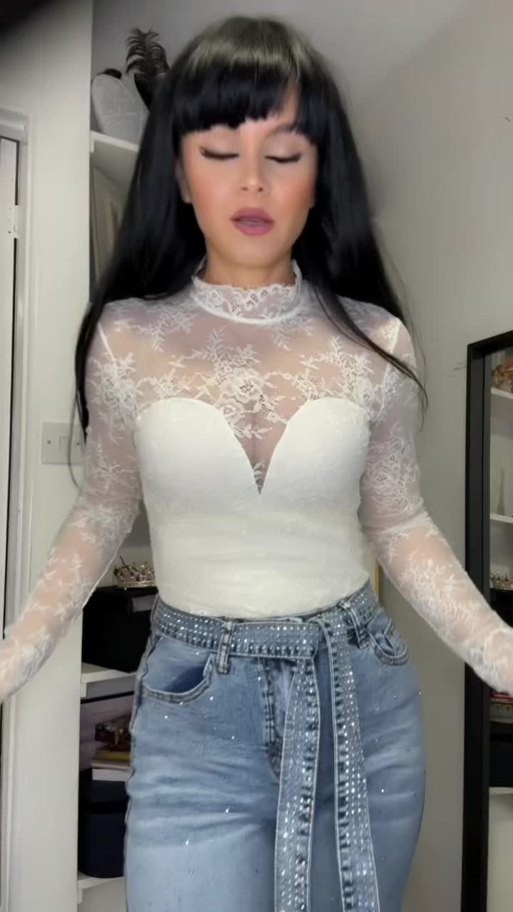 TikTok post by @alexandrahaineala for ChicMe. Caption reads: @chicmeuk #f #foryou #viral.