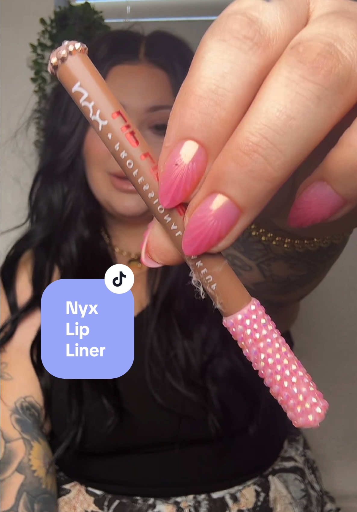 TikTok post by @beautybestieblogs for NYX Professional Makeup HR. Caption reads: GIRL HACK : USE PRODUCTS MUTLIOLE WAYS.....