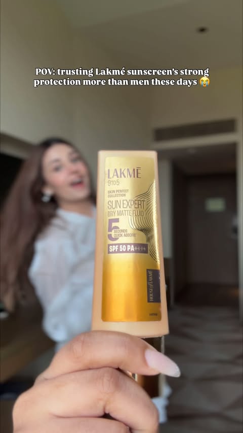 Instagram post by @kritikadagar21 for Lakmé. Caption reads: [...] men’s lies and focus on reapplying your....