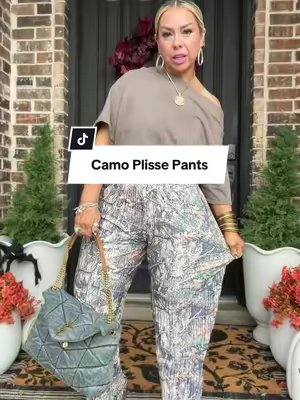 TikTok post by @lindaannettem for WKND Chasers. Caption reads: [...] 🤎loving this elevated version @WKND Chasers....