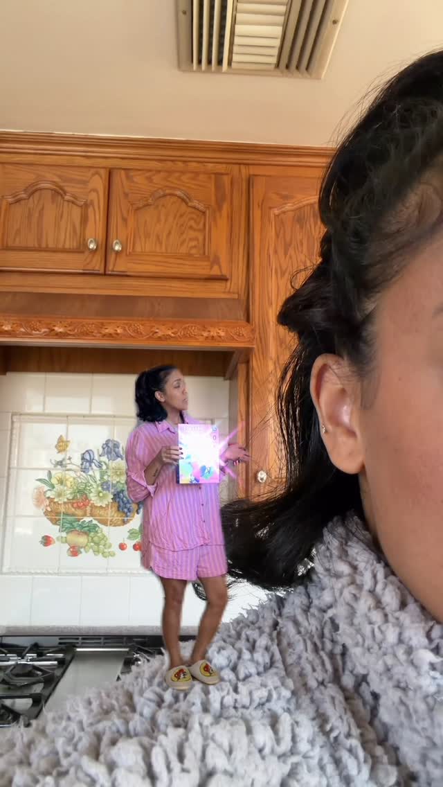 Instagram post by @kandiyamz for Magic Spoon. Caption reads: Find Magic Spoon at your favorite stores....