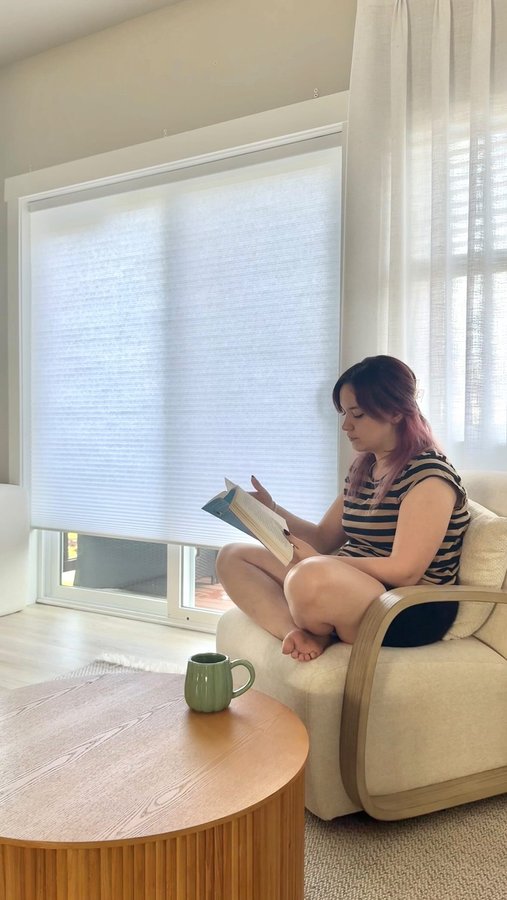 Instagram post by @simplyesrag for Yoolax Smart Blinds. Caption reads: [...] one shade at a time. Loving how my....