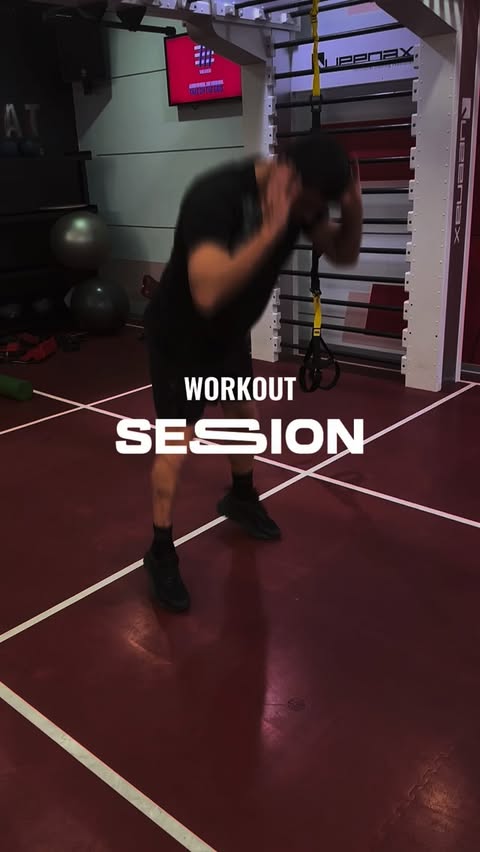 Instagram post by @fede_greg for Virgin Active. Caption reads: Keep working hard 🔥 @virginactiveit #virgin #gym....