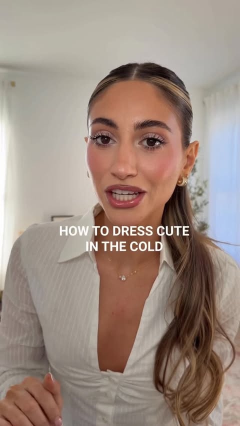 Instagram post by @samanthaarandazzo for Princess Polly. Caption reads: how I dress cute in the cold🤍 code SNX20 for 20%....