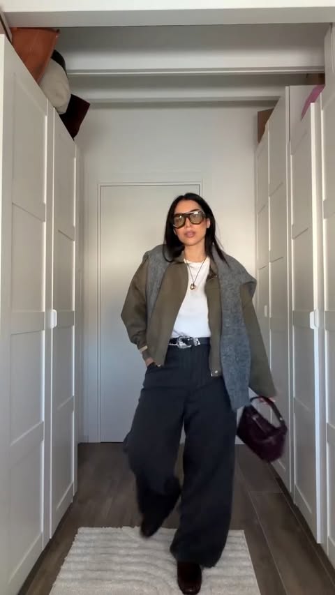 Instagram post by @claudiaemilio for CLUSE. Caption reads: Look ispirato dal mio nuovo orologio Cluse ⌚️✨....