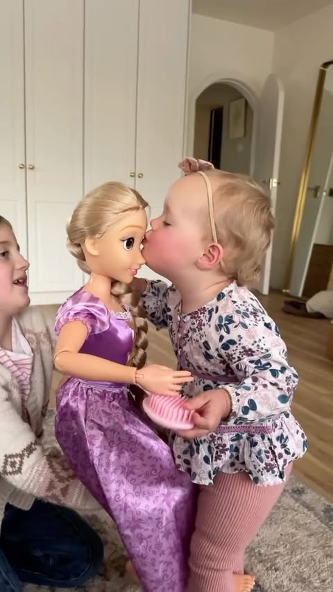 Instagram post by @ellepearls for Argos. Caption reads: [...] ✨
Available at @smythstoys @amazon and....