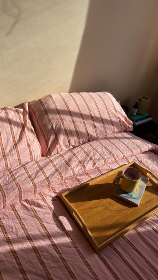 Instagram post by @lisasdailythings for Ever Lasting Fabric. Caption reads: spring bedroom refresh with @everlastingfabric....