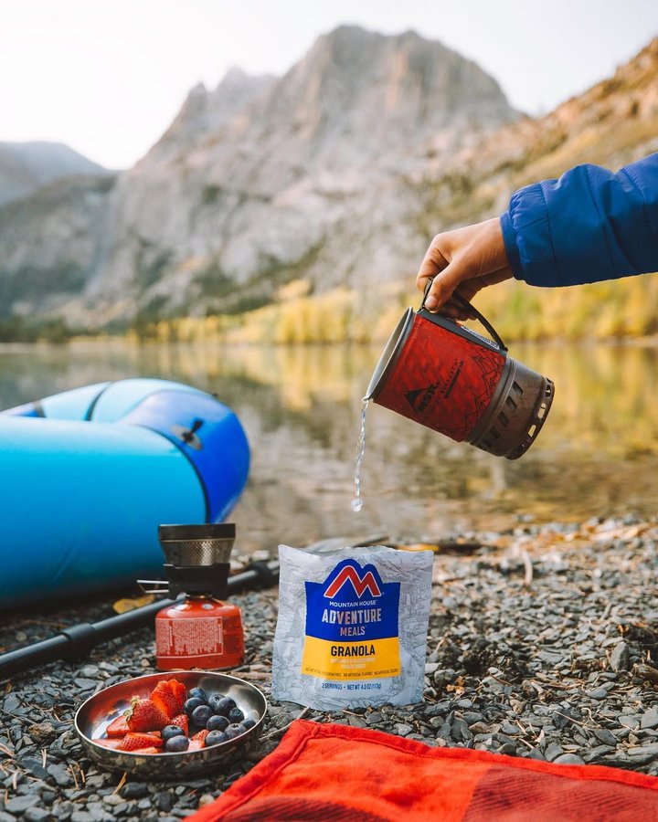 Instagram post by @rodtrvn for Mountain House. Caption reads: Kept my meals simple on this trip by packing my....