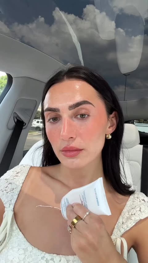 Instagram post by @ericanic0le for Colorescience. Caption reads: I will be wearing the NEW @colorescience Body Glow....