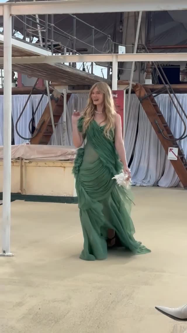 Instagram post by @sara_paxton for Who What Wear. Caption reads: Hi, Aqua! @sara_paxton took to the runway for....