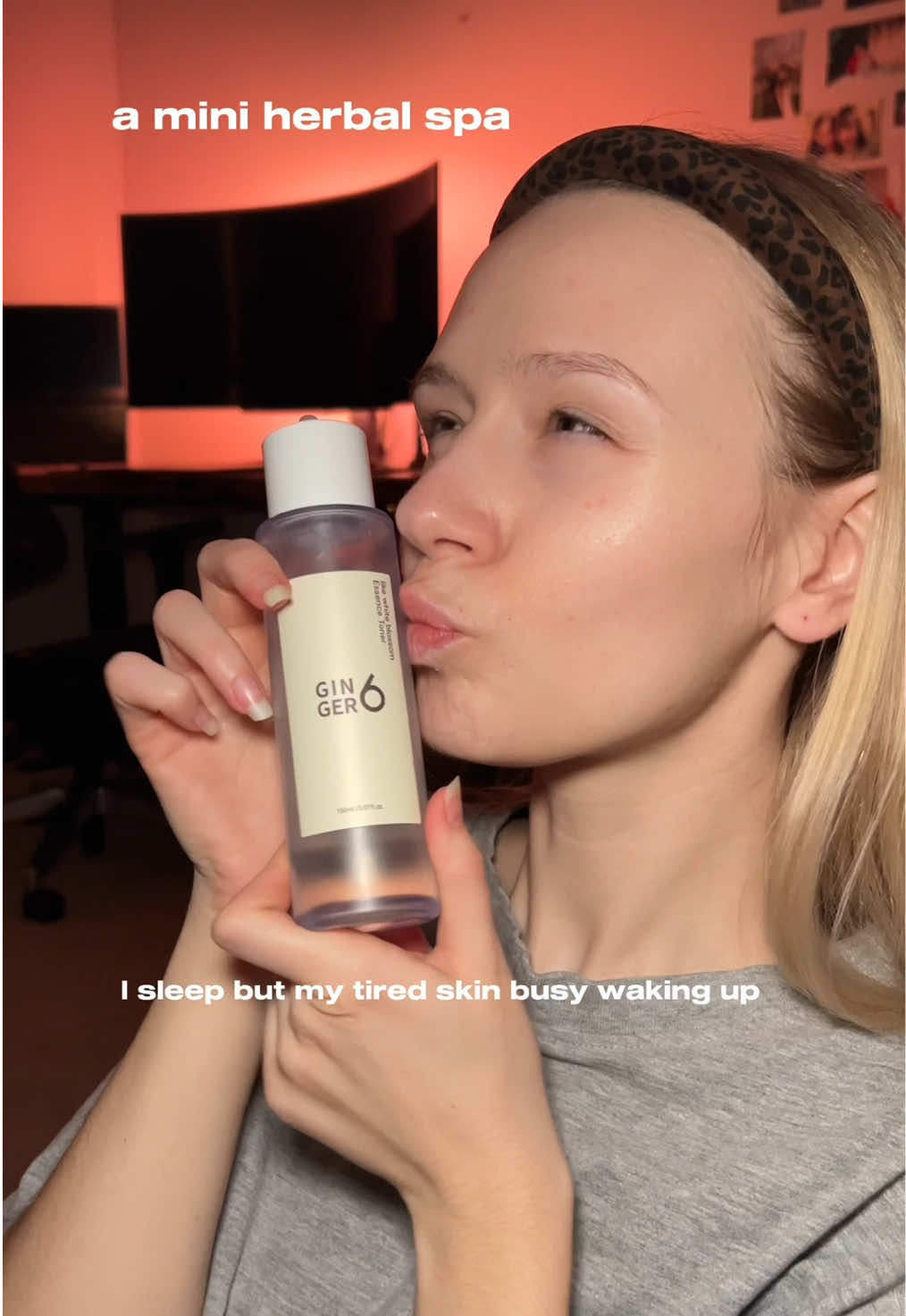 TikTok post by @kataninaaa for Bloomkare. Caption reads: [...] they have up to 25% off on Amazon🤩....