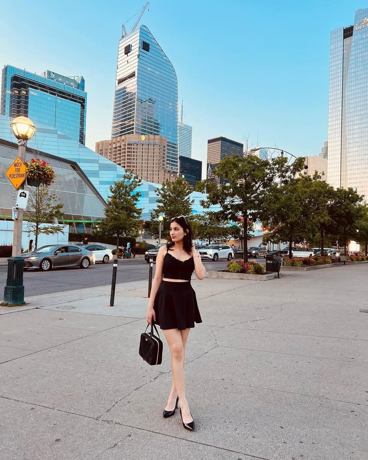 Instagram post by @aalizaa.khan for Urban Planet. Caption reads: Dolled up for myself 📸

@urbanplanet 

#ootd....