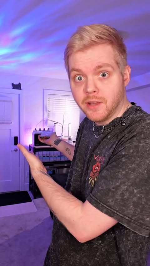 Instagram post by @itsboyinspace for Creality. Caption reads: Creality SparkX i7 is Available Now! 🔥😱 [...].