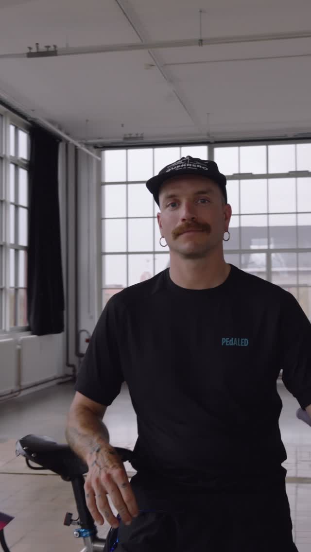 Instagram post by @allanshawphoto for SMITH Optics. Caption reads: The return of an icon.
Smith Optics 90s Archive....