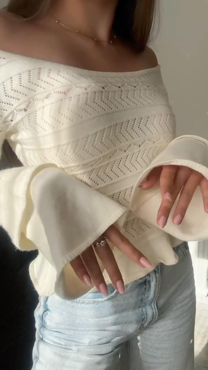 Instagram post by @mitlove_mari for RIHOAS. Caption reads: - Anzeige | @rihoas_official 🤍🎞️
My new two tops....