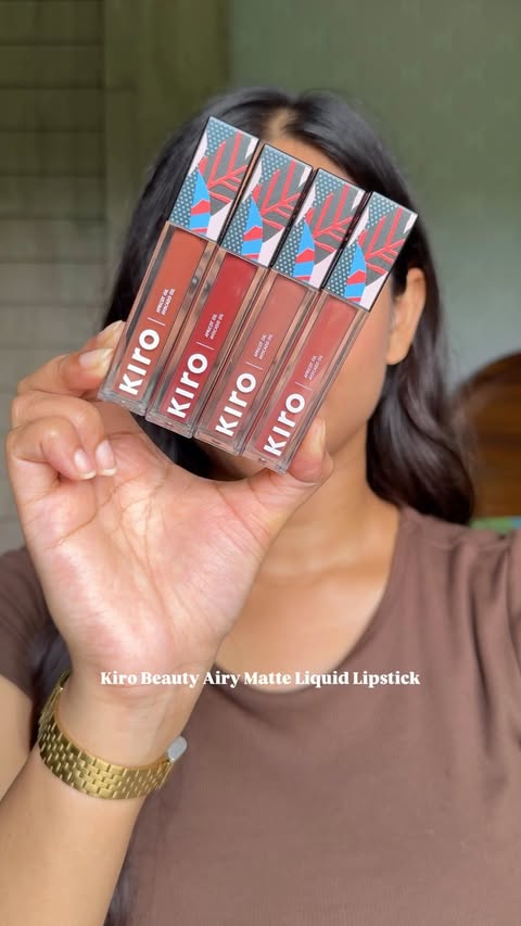Instagram post by @glowwithanushka01 for KIRO. Caption reads: Comment ‘KIRO’ for direct link🔗💋✨ @kirobeauty....