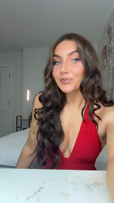 Instagram post by @maebhyoungxox for Dylan Oaks. Caption reads: @dylanoaksofficial Initial diamonte charm necklace....