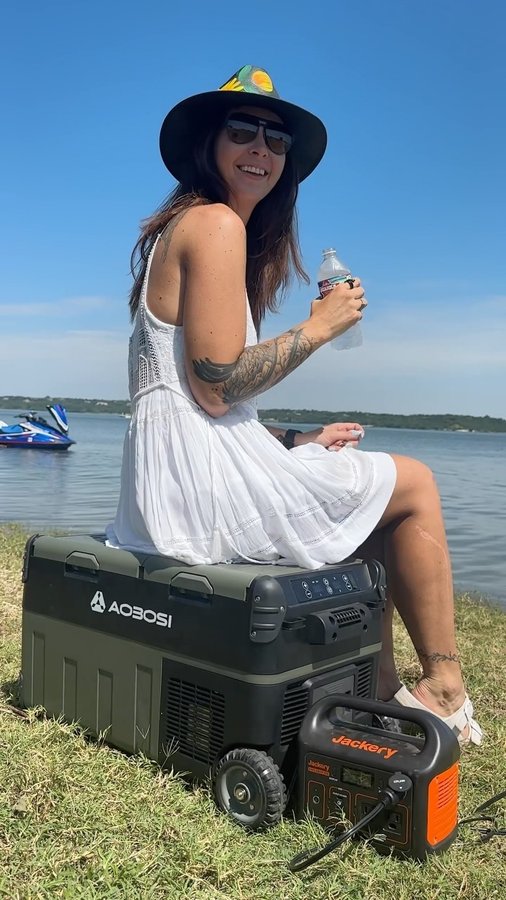 Instagram post by @saras.offroad.adventures for Aobosi. Caption reads: The perfect cooler does exist!

The @aobosihome....