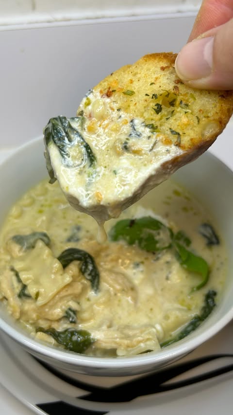 Instagram post by @phillyfoodcourt for Kettle & Fire. Caption reads: 🌿 Chicken Pesto Lasagna Soup 🍜 

Chicken pesto....